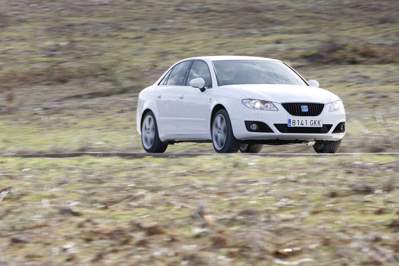 První test Seat Exeo: jízda s španělským sedanem - 10 - 062b