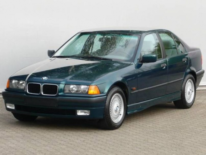 BMW 320i E36 s 404 km: další stroj času je na prodej, nedaleko