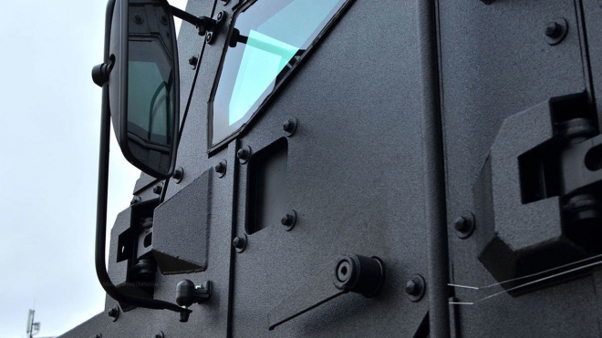 Bělorusové odhalili Ochránce, drsné armádní monstrum s dieselem 14,8 V8