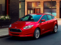 Ford Focus Electric na trhu dále strádá, stihlo jej už třetí výrazné zlevnění
