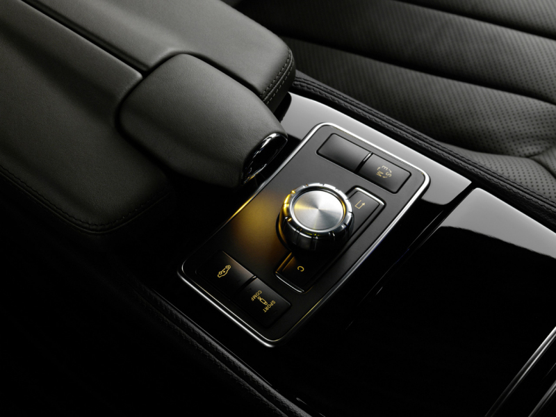 Mercedes-Benz CLS 2011: nová generace originálu - 16 -