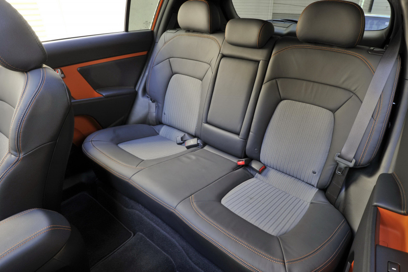 Kia Sportage: známe české ceny - 10 - 2011-Kia-Sportage-63