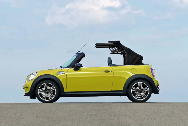 Mini Cooper Cabrio: letní stylovka se vrací