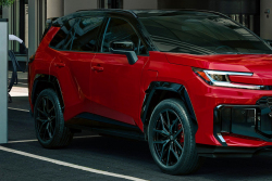 S tímto autem můžete při výpadku až týden živit elektřinou celý dům, na rozdíl od elektromobilů to dává smysl