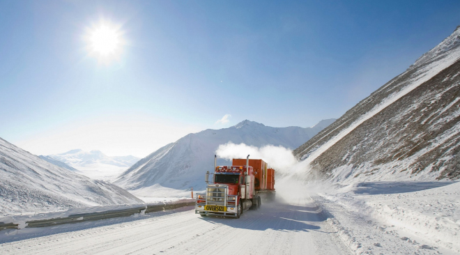 5 nejchladnějších silnic světa: i tady musí jezdit, nestěžujte si na českou zimu