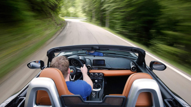 5 dostupných nových aut, která si budou držet cenu: jak jezdit a netratit?