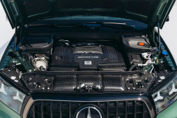 Uzdravuje se Mercedes? Hned dvěma autům dal nový motor V8 a slibuje 27 ostrých novinek, na přelomový krok ale pořád čekáme