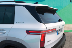 Škoda plně odhalila nový Epiq a nutí k údivu. Je to auto bez výkonu a bez baterek, s cenou bez špetky soudnosti