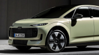 Nové Audi A2 je venku a je to laciná ostuda, jen dál ruinuje image Audi coby výrobce aut se špičkovými interiéry