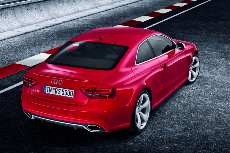 Audi RS5: 48 nových foto ingolstadtské stíhačky - 3 - Audi RS5 nove 04