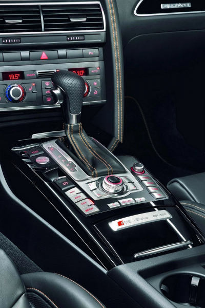 Audi RS5: 48 nových foto ingolstadtské stíhačky - 40 - Audi RS5 nove 41