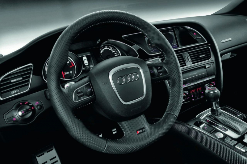 Audi RS5 oficiálně: motor 4,2 V8 a 450 koní - 6 -