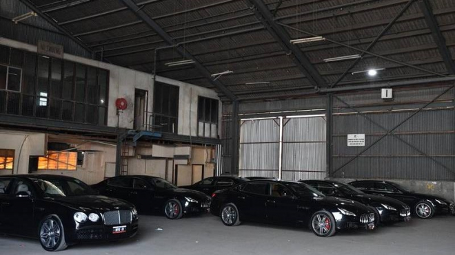 Pro světový summit bylo pořízeno 284 i luxusních aut, řidiči nevrátili ani jedno