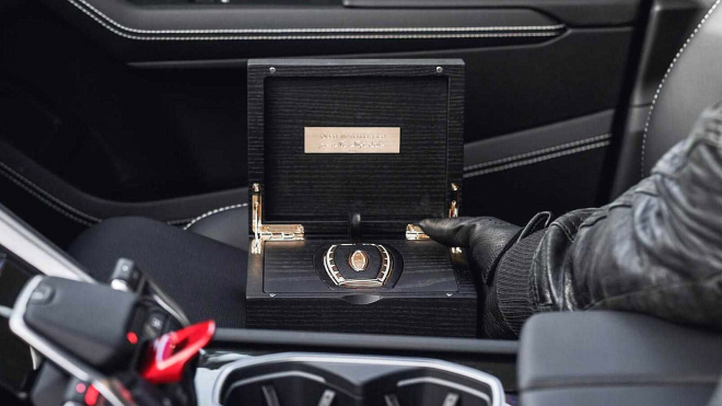 Nejdražší automobilový klíč světa stojí jako několik domů, umí pořád to samé