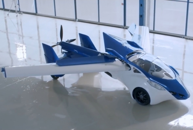 AeroMobil: Slováci dokončují létající auto, prodávat se má od roku 2017 (+ video)