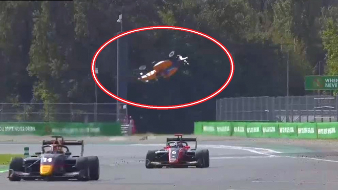 Svět vyděsila další těžká nehoda formule, připomíná i nesmysly z českých silnic
