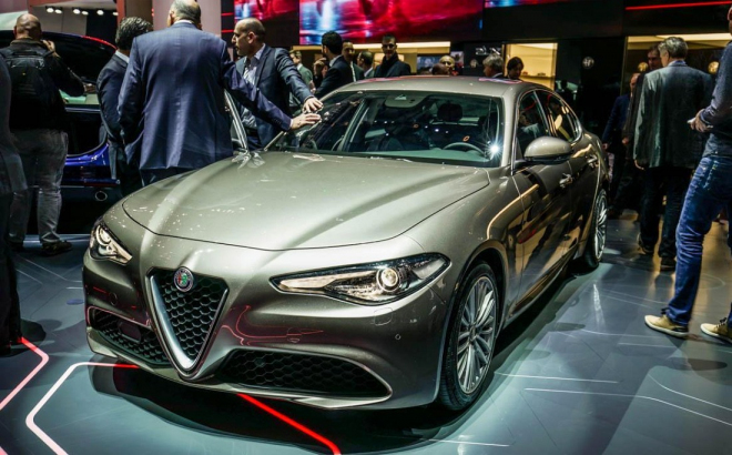 Alfa Romeo Giulia dostane další motory už brzy, zbrzdila ji prý jen snaha o dokonalost