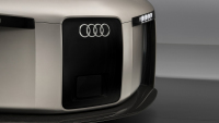 Audi přiznalo, že kvalita interiérů jeho aut &bdquo;uklouzla&rdquo;, potvrdilo, že &bdquo;zadolfuje&rdquo; novou A4. A nebude to její jediná kontroverze