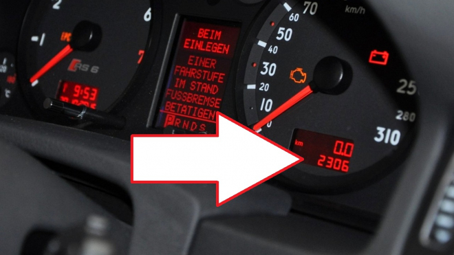 V Nizozemsku našli léta nevyráběné ostré kombi s 2 tkm na tachu. Je jak stroj času