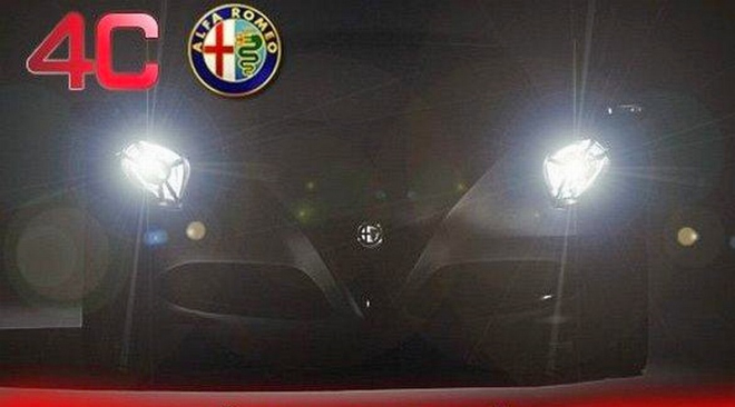 Alfa Romeo 4C: sériové provedení se dere na světlo