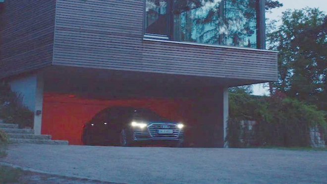 Nové Audi A8 se měsíc před premiérou odhalilo prakticky celé, zvenčí i zevnitř