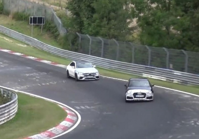 Prototypy Audi RS3 Sedan a AMG E63 se potkaly na Ringu, začal festival 1 012 koní (videa)