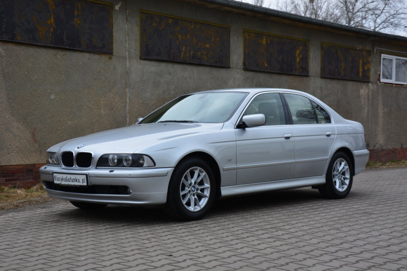 BMW 520i Exclusive Edition E39: 16-ročné delo s nájazdom 209 395 km!
