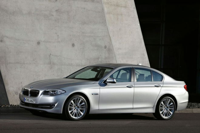 Nové BMW 5: moderna v klasickém hávu