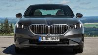Nové BMW 5 kombi předčasně odhalil únik. Mdlý design „batoh” navíc nezachrání, disproporčnost možná ano