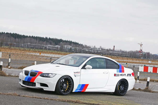 BMW M3 460 CS poráží M3 GTS jejími vlastními zbraněmi