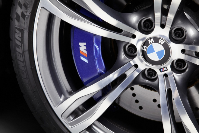Nové BMW M5 F10: cena 2,5 milionu Kč a žádná manuální převodovka pro Evropu