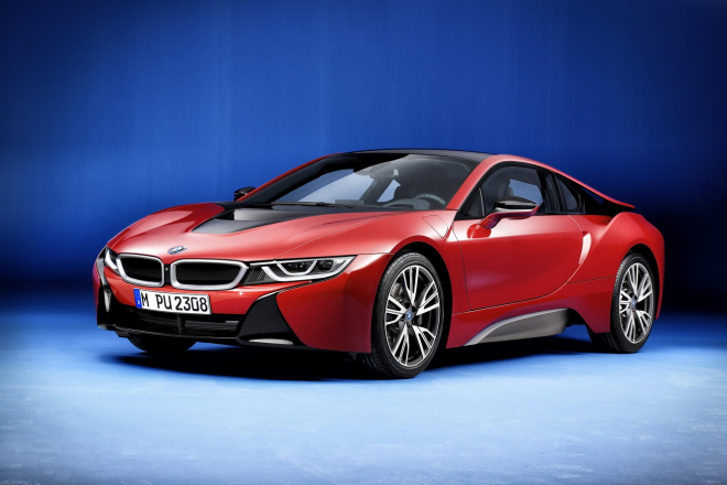 BMW i8 Protonic Red Edition: nová limitovaná edice pouze zčervenala, nic víc