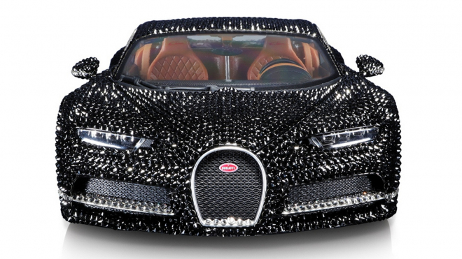 Bugatti Chiron pokryté 7 764 krystaly nezapře původ nového majitele Bburaga