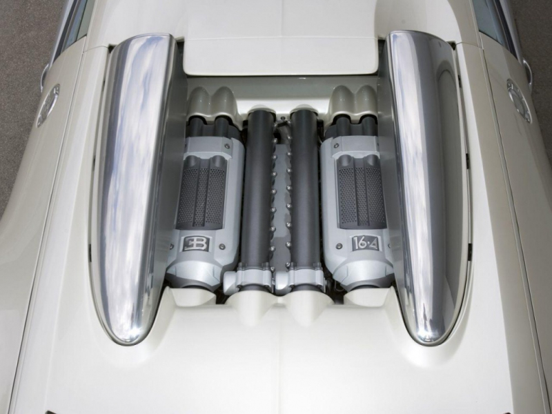 Top 10 anti-ekologických supersportů - 10 - Bugatti_Veyron_45
