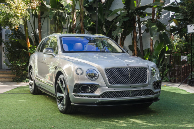 SUV Bentayga už si objednalo přes 10 tisíc lidí, Bentley musí opět navýšit výrobu