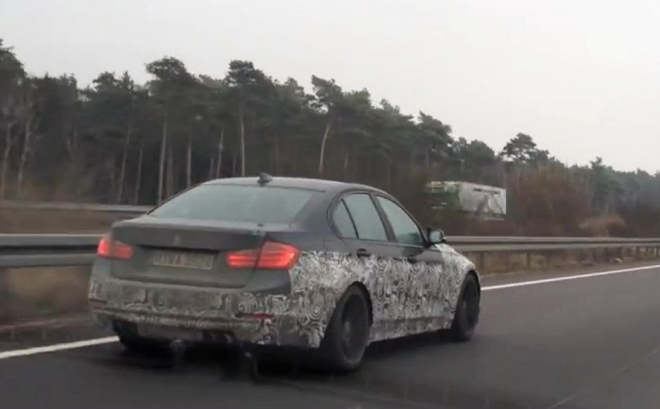 BMW M3 F80 vs. BMW 1 M Coupe s 430 koňmi: špionážní honička na Autobahnu (video)