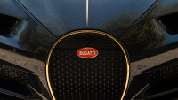 Zbrusu nové Bugatti s motorem V16 bylo poprvé nafoceno při testech, značka odhaluje jeho pravý původ
