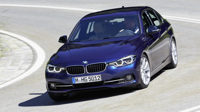 Němci přestávají kupovat BMW řady 3, padlo za konkurenty i sourozence. Čím to?