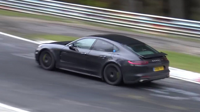 Tohle Porsche Panamera ve skutečnosti není Panamera, to si s námi jen VW hraje