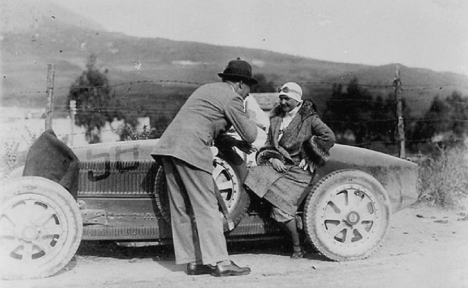 Bugatti Veyron Legend Elisabeth Junek Edition bude první skutečně český Veyron