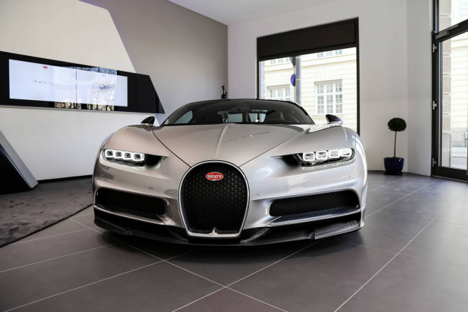 Bugatti má nové dealerství nedaleko ČR, zdobí jej i Chiron v zajímavých barvách