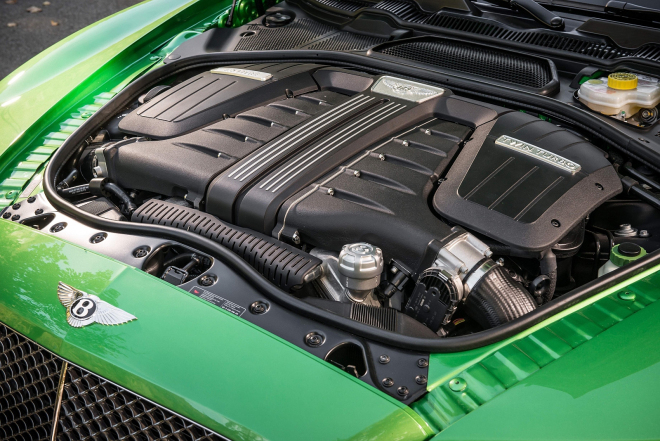 Bentley zachová motory W12, chce být posledním výrobcem dvanáctiválců vůbec
