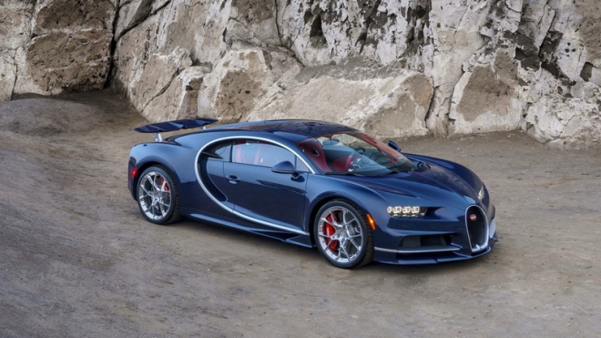 Bugatti Chiron má za sebou americkou premiéru, naživo se ukázalo tam i v Londýně (+ video)