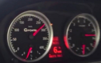 Takhle zrychluje 1000koňové BMW M6 z 200 na 350 km/h, je to síla (video)
