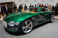 Bentley EXP 10 Speed 6 chce spojení sportu a luxusu vyšroubovat k maximu