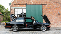 Legendární BMW M3 E30 se dnes těší takovému statutu, že 1. majitelé prodávají svá notně ojetá auta po 35 letech za 3,5násobek původní ceny