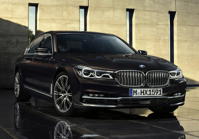 Nové BMW 7 se předvádí ve verzi Individual, s i 30 m2 perfektní kůže