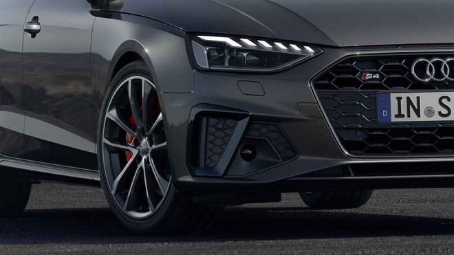 Chaos v Audi udivuje, přišlo s faceliftem modelu dva týdny po rošádě pod kapotou