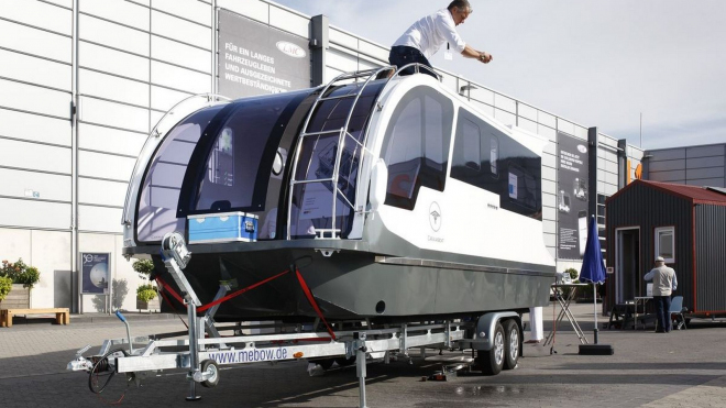 Podívejte se, co umí nový luxusní karavan Němců. Spojuje skoro neslučitelné světy