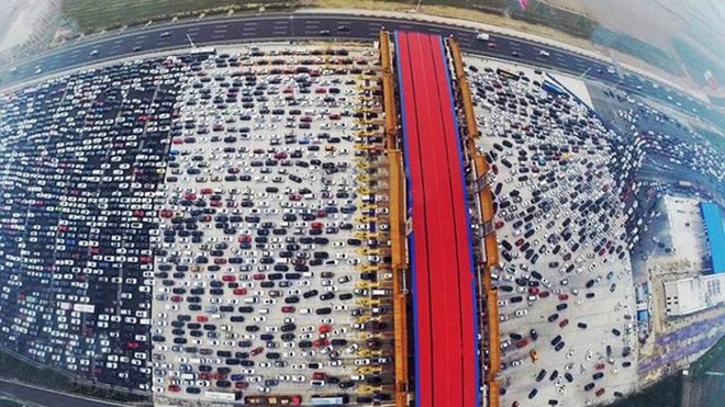 Číňané našli originální řešení, jak předejít neustálým dopravním zácpám